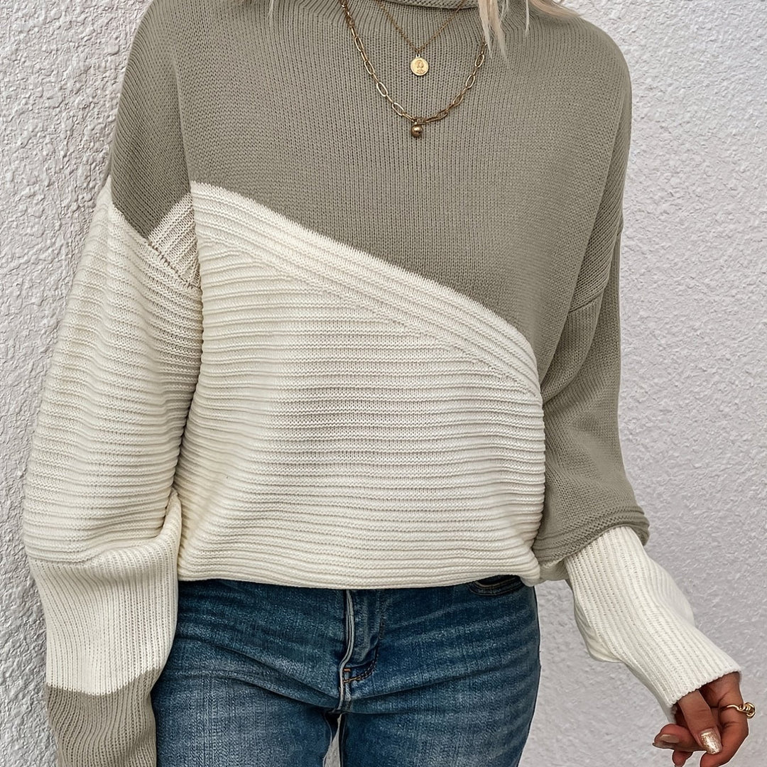 Talia | Chic Two-Tone Drop-Shoulder Style Pullover