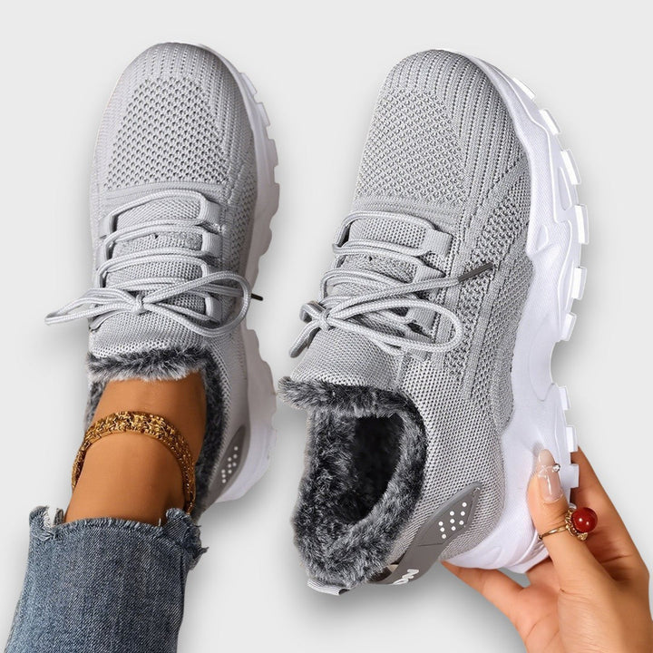 Betty | Cozy Lace-Up Winter Sneakers
