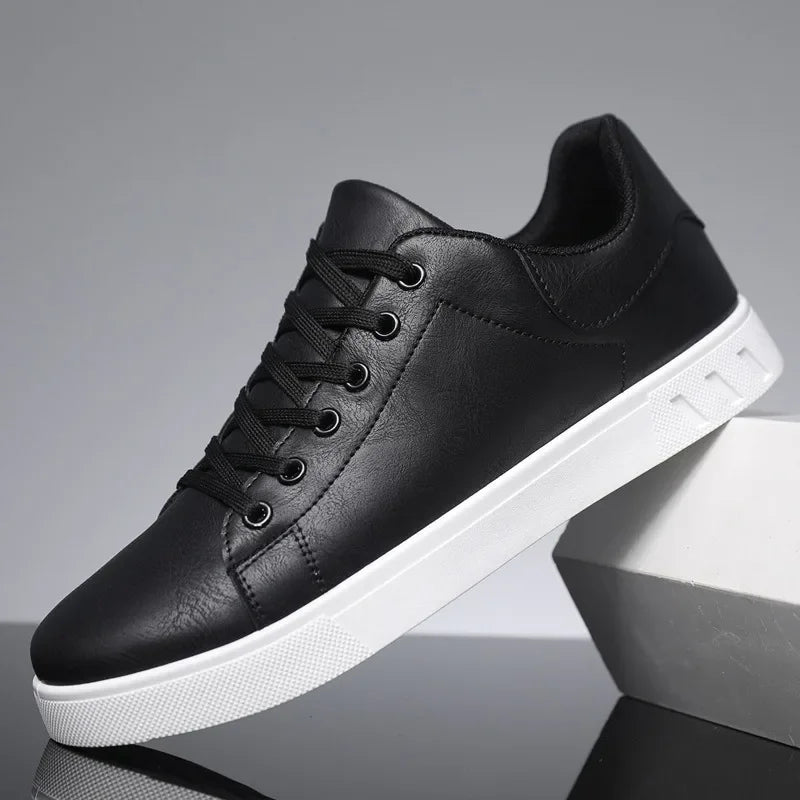 Miles | Classic Low-Top Sneakers