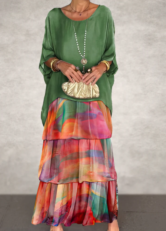 Vivienne | Flattering Flow Silhouette Maxi Dress