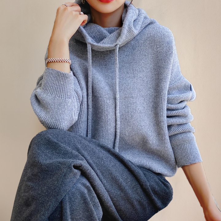 Elvire | Cozy Hooded Pullover Style