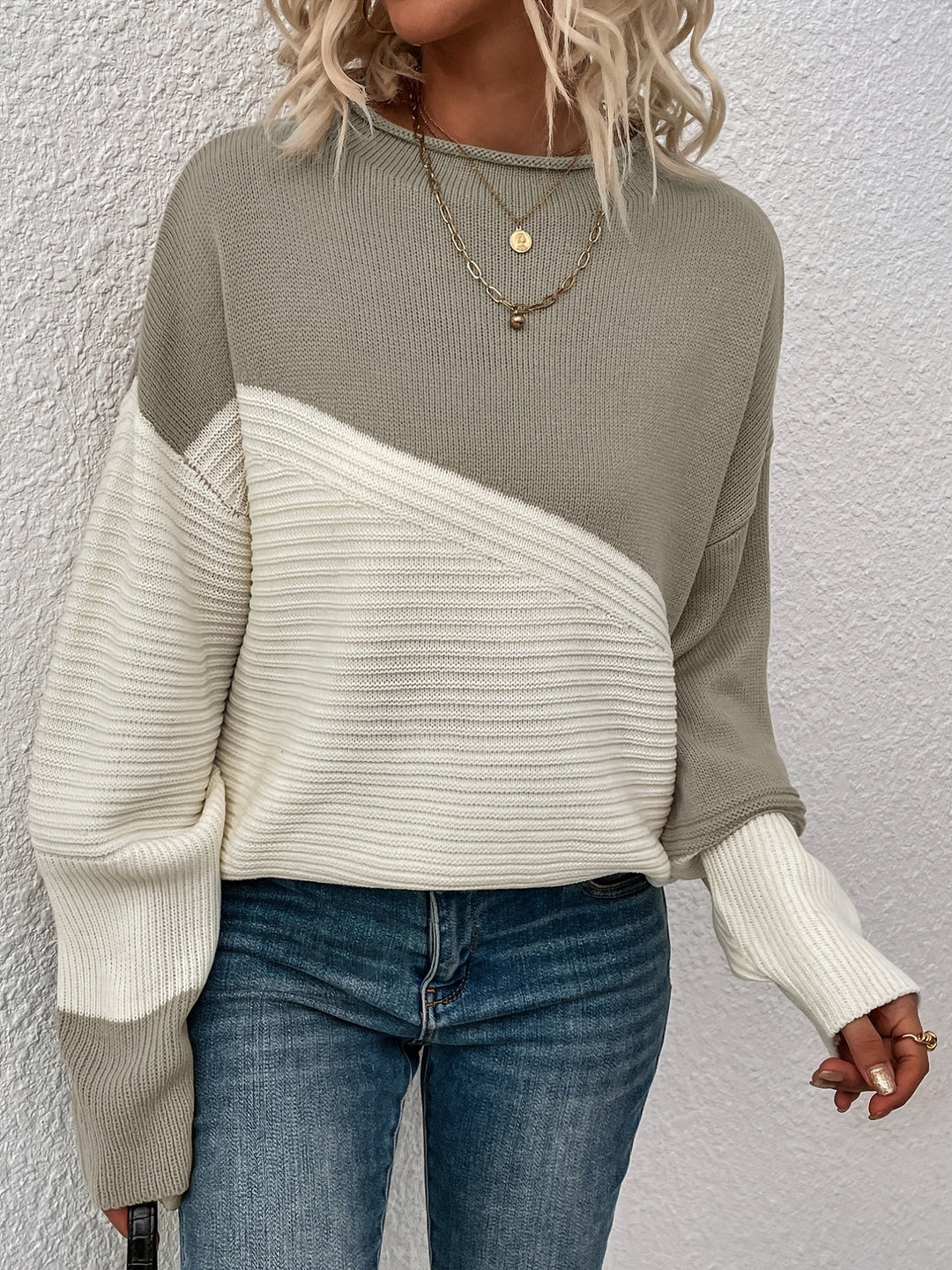 Claire | Elegant Color-Block Knit Sweater